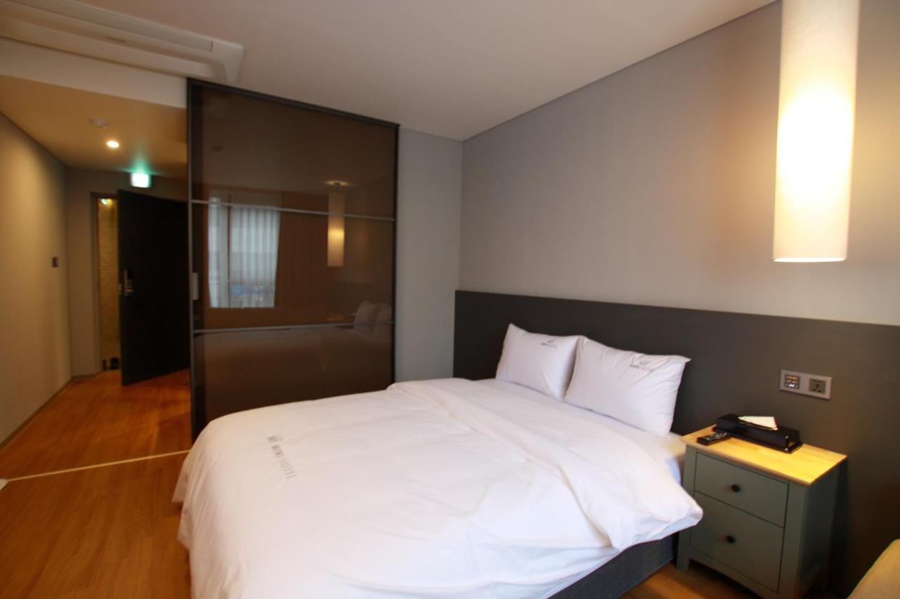 גייאונגג'ו Mini Hotel 141 מראה חיצוני תמונה