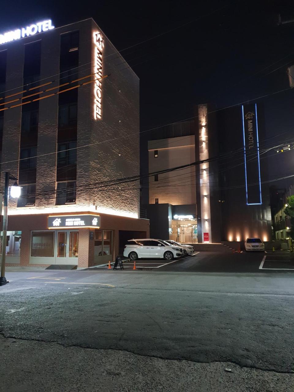 גייאונגג'ו Mini Hotel 141 מראה חיצוני תמונה